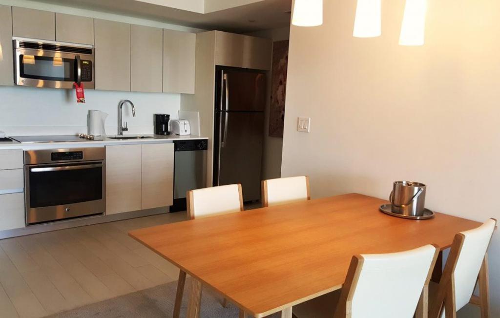 Apart-hotel Beachwalk Elite And 4*